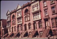 Brooklyn Brownstones, 1970s. Image credit: Wikimedia Commons